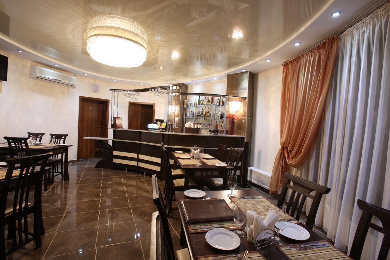 Prestige Hotel 고멜 외부 사진